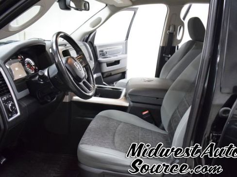 Used 2018 RAM 1500 Big Horn AWD/4WD image 14