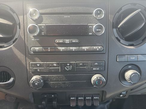 Used 2015 Ford F550 4x4 Crew Cab Super Duty image 16