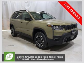 New 2026 Jeep Cherokee Laredo 360° Tour
