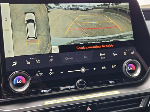 New 2026 Lexus TX 500h AWD image 10