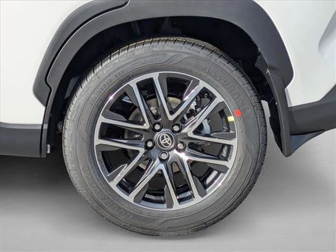 New 2026 Toyota Corolla Cross XLE image 10