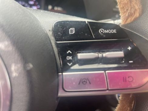 Used 2023 Hyundai Elantra SEL w/ Preferred Accessory Package image 14