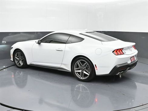 Certified 2025 Ford Mustang Coupe RWD image 23