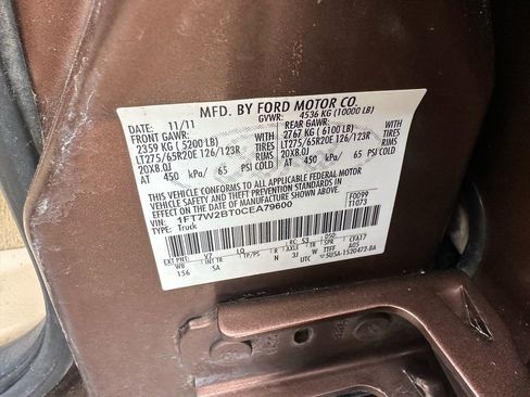 Used 2012 Ford F250 King Ranch w/ King Ranch w/Chrome Pkg image 46