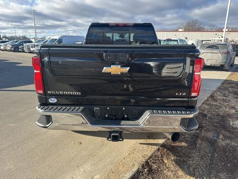 Used 2024 Chevrolet Silverado 2500 LTZ w/ LTZ Premium Package image 8