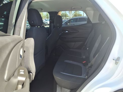 Used 2023 Chevrolet TrailBlazer LT w/ Convenience Package FWD image 10