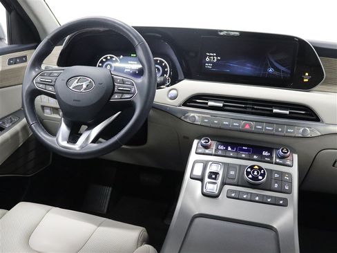 Used 2022 Hyundai Palisade Limited w/ Cargo Package AWD/4WD image 25