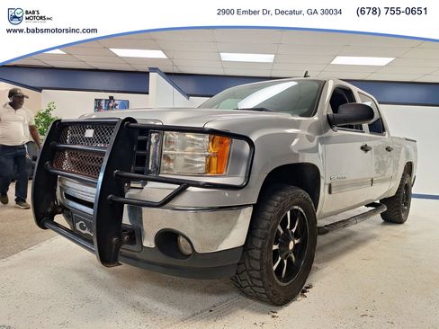 Used 2011 GMC Sierra 1500 SLE w/ Power Tech Package AWD/4WD image 38