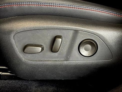 Used 2024 Chevrolet Equinox EV RS w/ Active Safety Package 3 FWD image 18