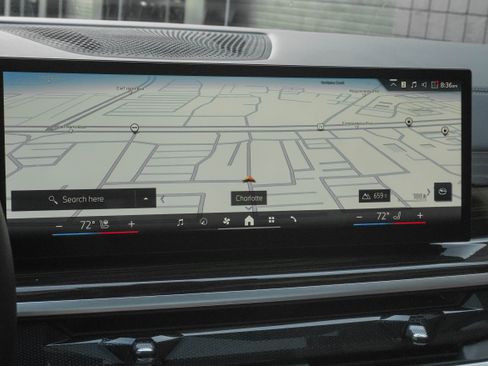 Certified 2026 BMW X7 xDrive40i AWD/4WD image 24