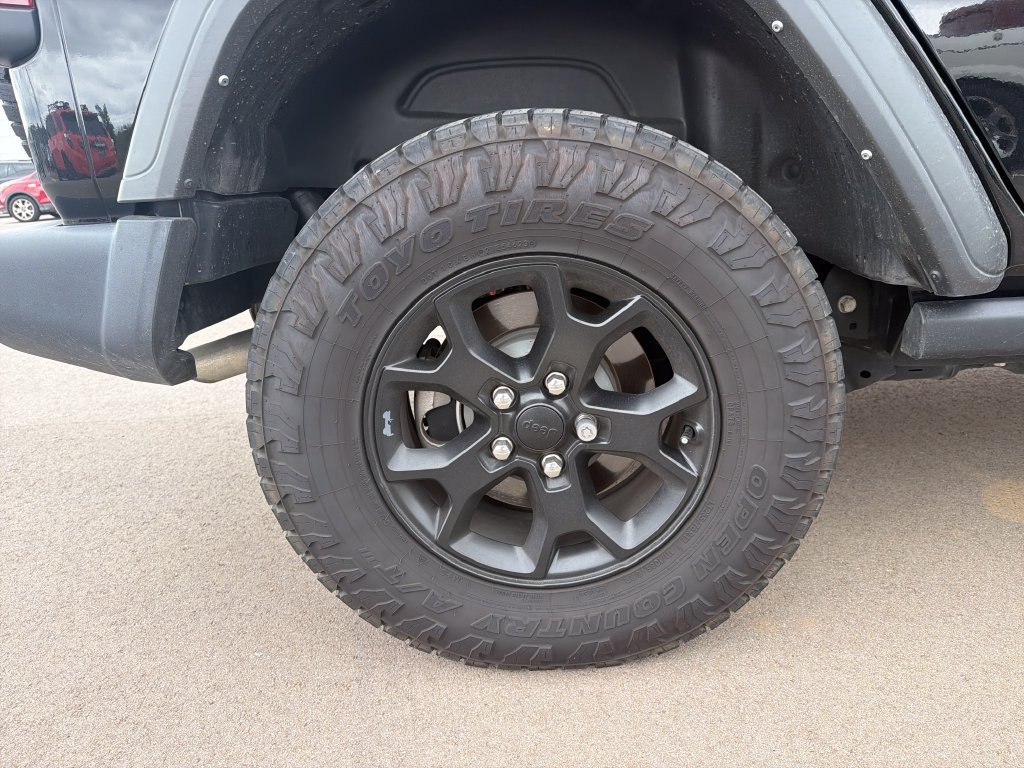 Used 2021 Jeep Wrangler Unlimited Sport AWD/4WD image 9