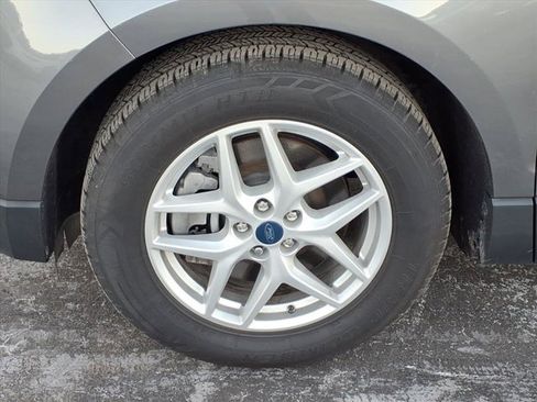 Used 2022 Ford Edge SEL w/ Convenience Package image 30