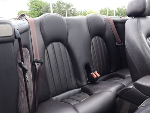 Used 2004 Jaguar XK8 Convertible image 29