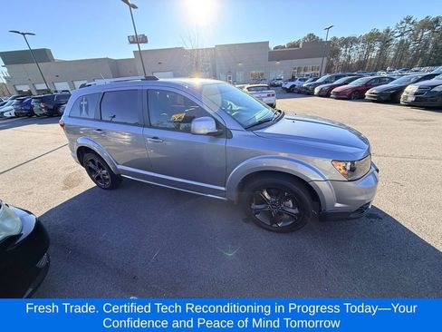 Used 2020 Dodge Journey Crossroad image 5