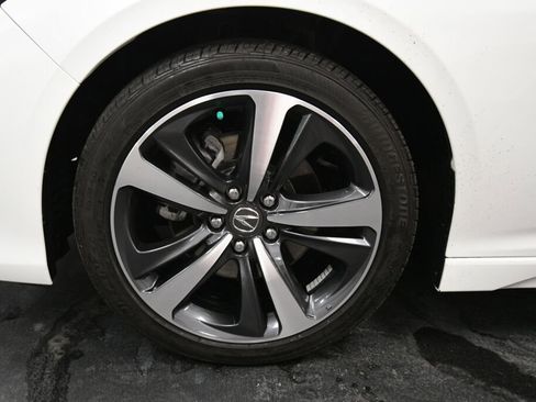 Used 2024 Acura TLX w/ Technology Package image 32