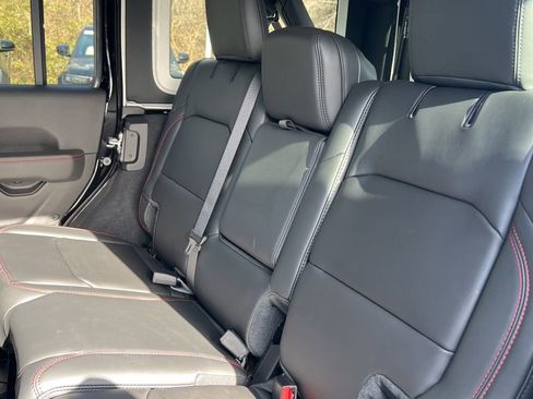 New 2026 Jeep Wrangler Unlimited Rubicon 392 image 8