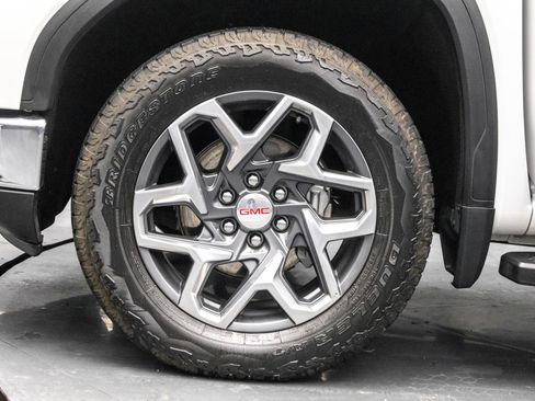 Used 2023 GMC Sierra 1500 SLT w/ SLT Premium Package image 46