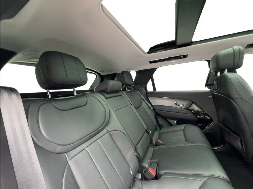 Used 2023 Land Rover Range Rover Sport SE AWD/4WD image 30