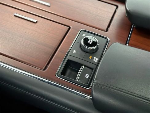 Used 2023 Lincoln Navigator L Reserve image 34