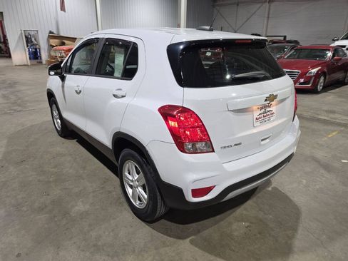 Used 2017 Chevrolet Trax LS AWD/4WD image 7