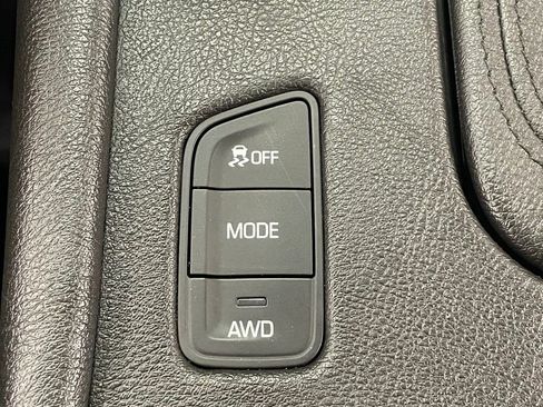 Used 2019 Cadillac XT5 Luxury image 32