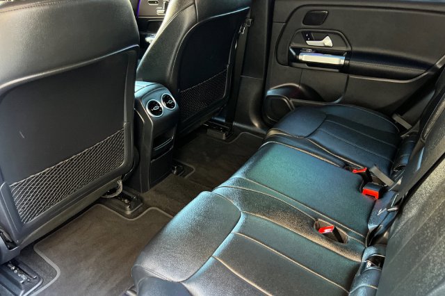 Used 2023 Mercedes-Benz EQB 250+ w/ Exclusive Package image 13