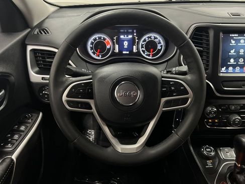 Used 2022 Jeep Cherokee Latitude w/ Sun & Sound Group AWD/4WD image 17