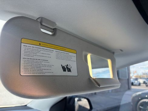 Used 2021 Tesla Model Y Long Range image 23