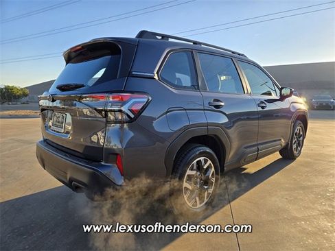 Used 2025 Subaru Forester image 6