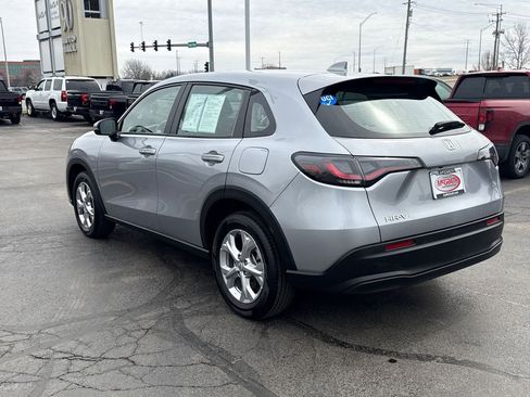 Certified 2023 Honda HR-V LX image 9