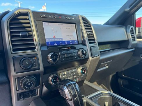 Used 2020 Ford F150 Raptor w/ Equipment Group 802A Luxury image 27