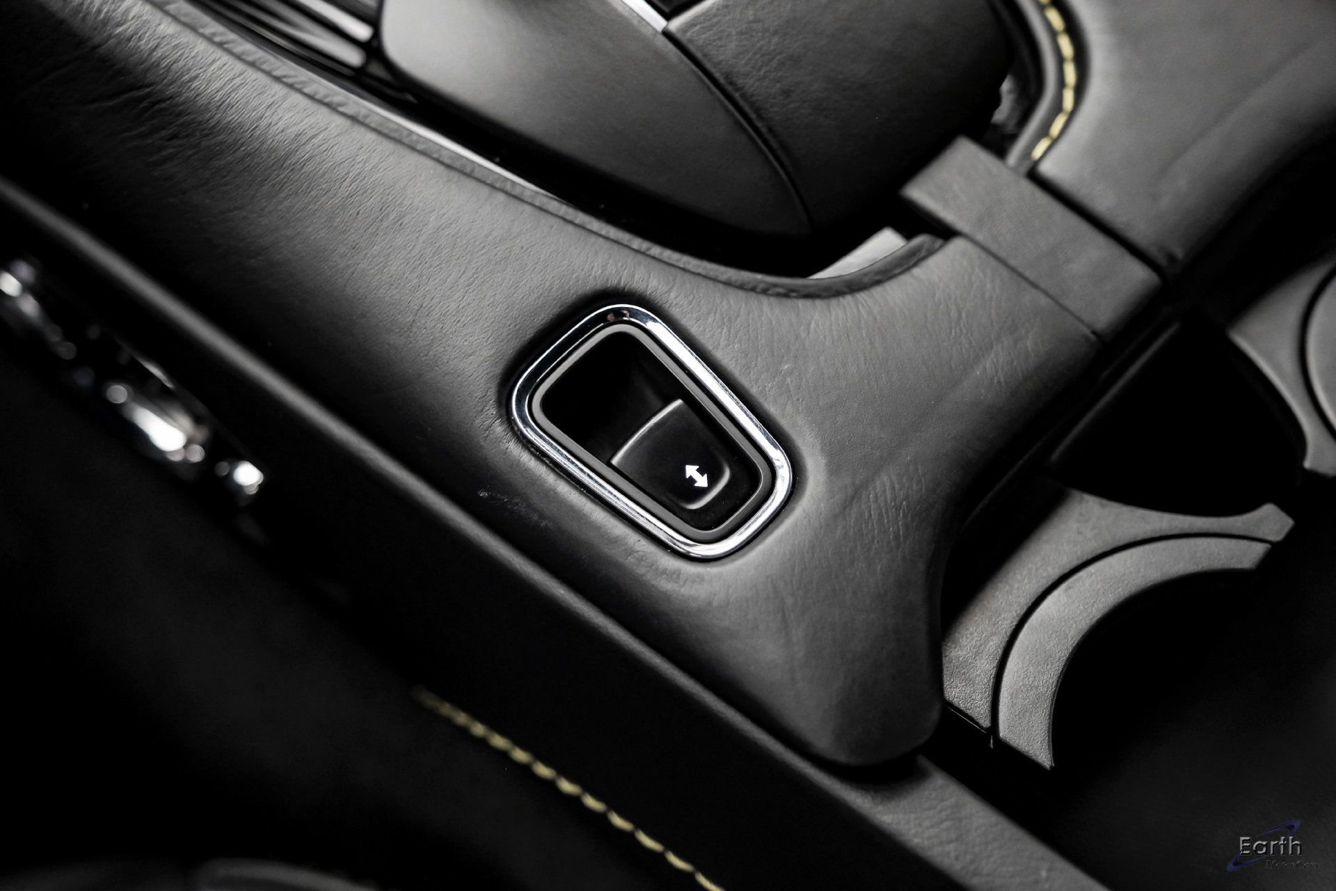 Used 2019 Aston Martin DBS Superleggera RWD image 67
