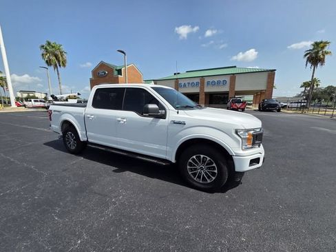 Used 2018 Ford F150 XLT w/ Equipment Group 302A Luxury AWD/4WD image 2
