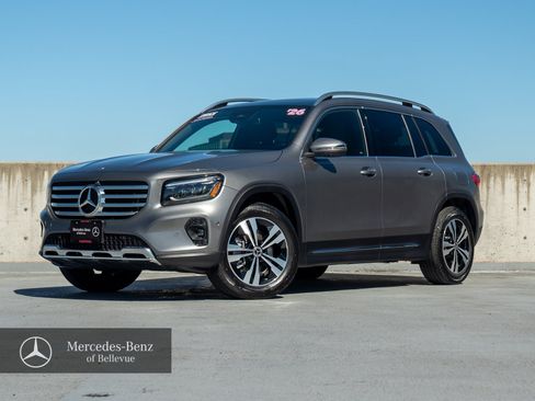 Used 2026 Mercedes-Benz GLB 250 4MATIC image 1