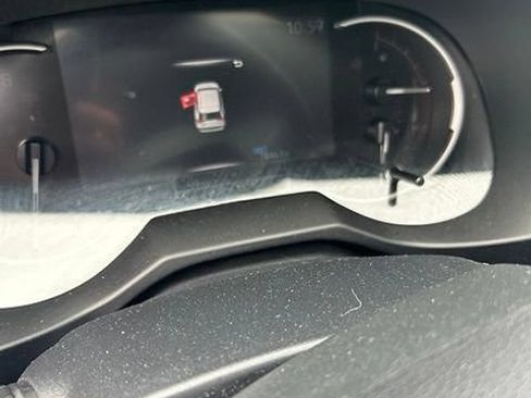 Used 2023 Toyota RAV4 XLE Premium FWD image 11