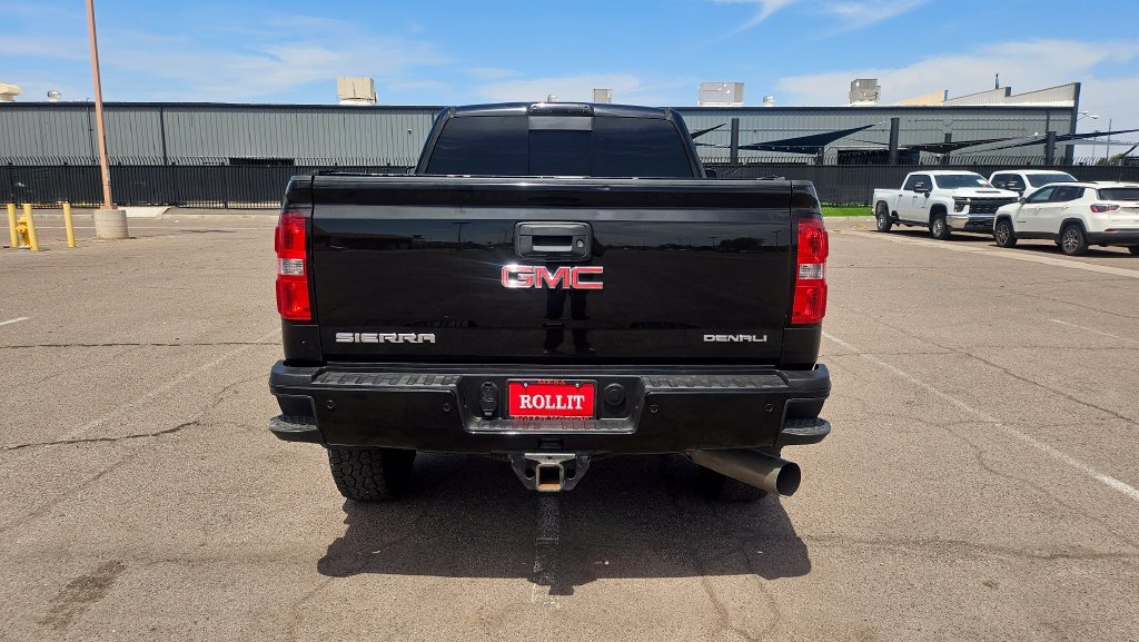 Used 2015 GMC Sierra 3500 Denali w/ Duramax Plus Package AWD/4WD image 10
