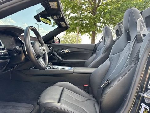 Used 2025 BMW Z4 sDrive30i RWD image 15