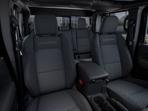 New 2026 Jeep Gladiator Mojave AWD/4WD image 18