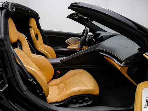 Used 2023 Chevrolet Corvette Stingray 3LT Z51 Performance P w/ Z51 Performance Package image 58