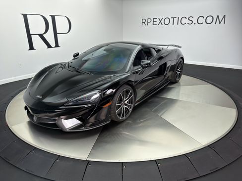 Used 2016 McLaren 570S Coupe RWD image 1