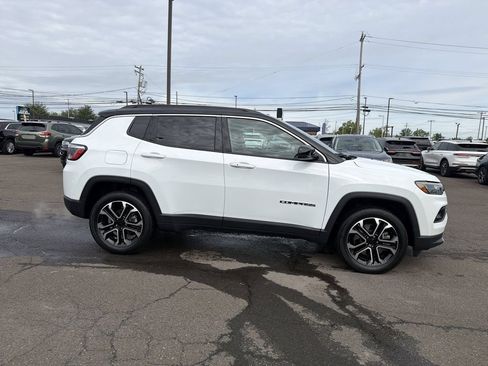 Used 2023 Jeep Compass Limited AWD/4WD image 6