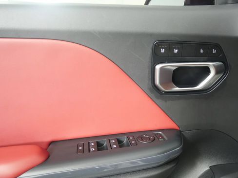 Used 2025 Kia K4 GT-Line w/ GT-Line Premium Package FWD image 7