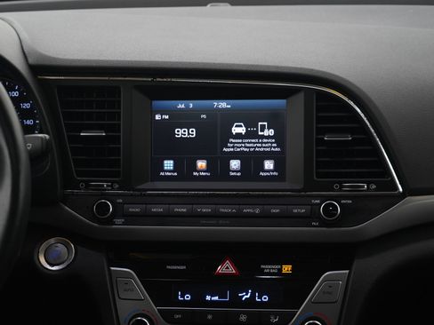 Used 2017 Hyundai Elantra Value Edition FWD image 15