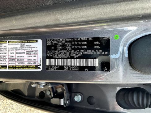 Used 2023 Lexus RX 350 Premium w/ Accessory Package AWD/4WD image 20