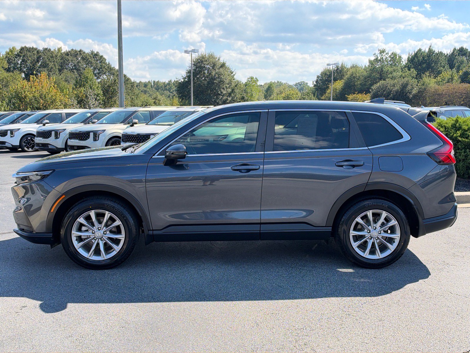 Used 2024 Honda CR-V EX image 6