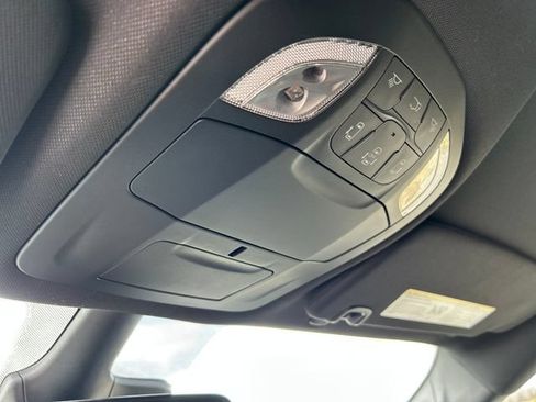 New 2026 Chrysler Pacifica Select w/ S Appearance Package AWD/4WD image 27