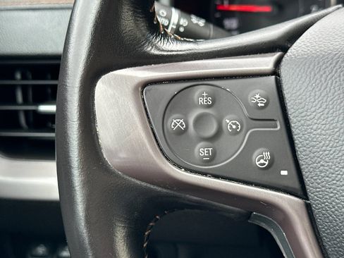 Certified 2022 GMC Terrain AT4 w/ Infotainment Package II AWD/4WD image 33