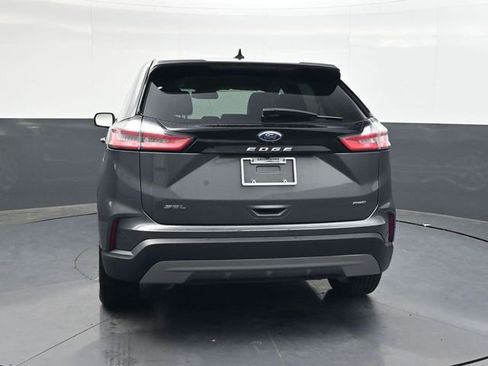 Used 2024 Ford Edge SEL image 5