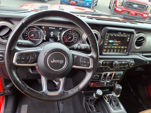 Used 2020 Jeep Wrangler Rubicon w/ Uconnect 4C Nav & Sound Group image 17