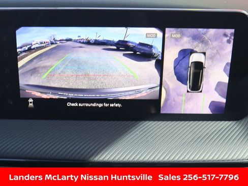 Used 2025 Nissan Kicks SR image 18